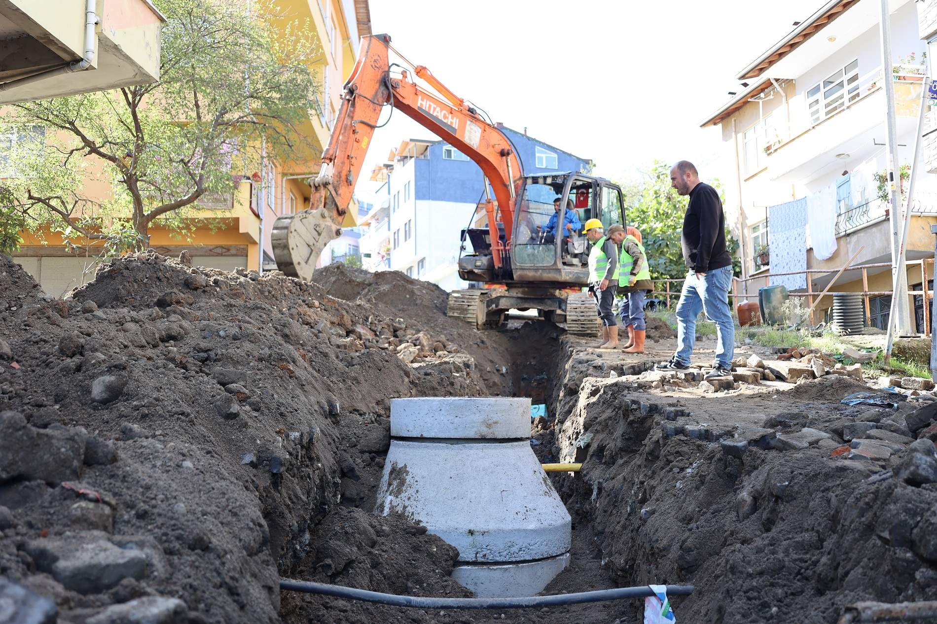 BÜYÜKŞEHİR ÇALIŞIYOR